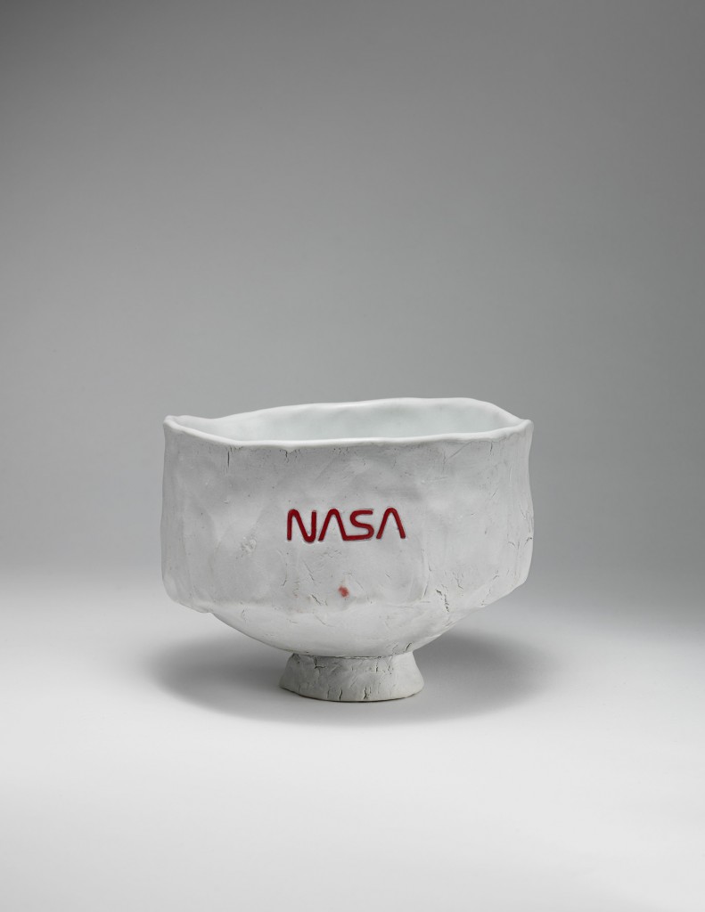 Tom Sachs, Freeda, 2014. English porcelain, high fire reduction, Temple white glaze, NASA Red engobe inlay, 3.375 x 4.5 x 4.125 inches.